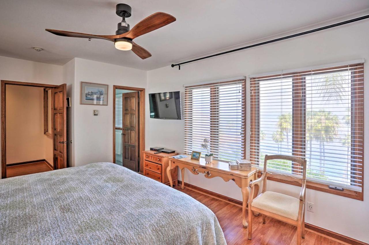 Quiet Avalon Getaway Villa With Ocean View And Balcony Kültér fotó